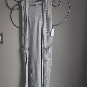 NWT Cupcakes & Cashmere long, hooded, fringe vest